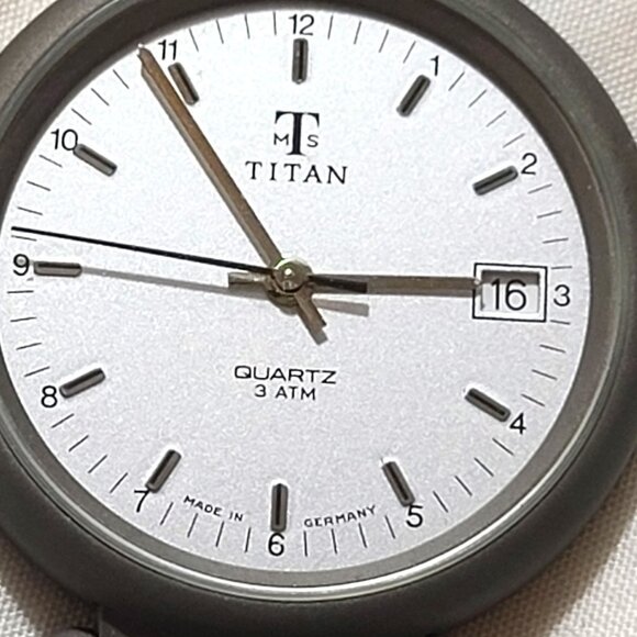 Men's Vintage Titan MTS 3ATM German Quartz Wrist Watch - Picture 2 of 12